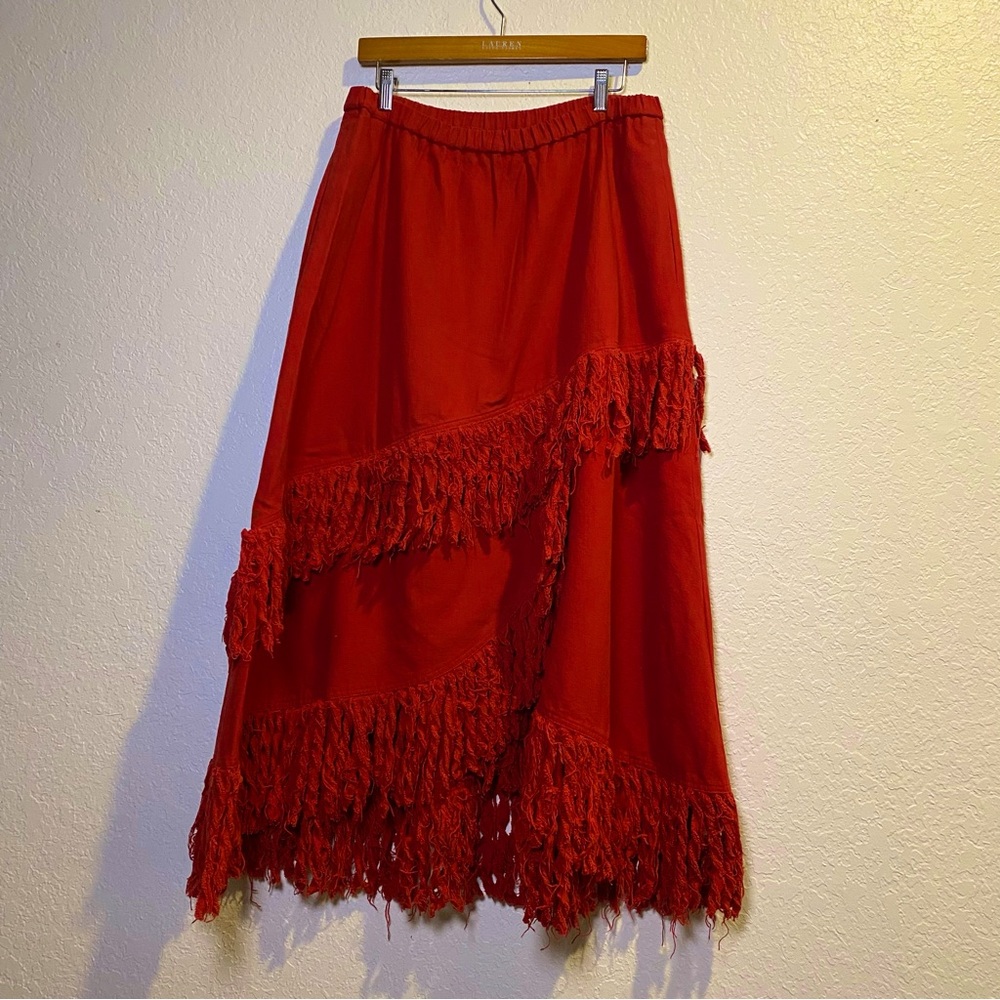 Flo-Ree’s | Red A-Line Skirt with Frilly Detailing M 🧶